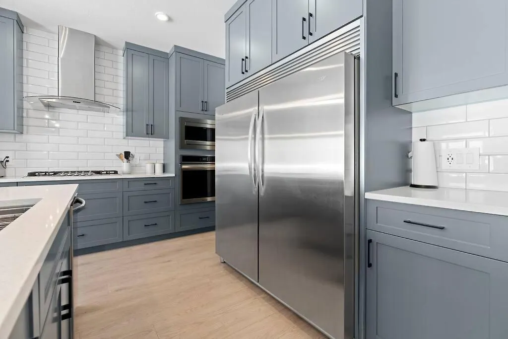 Family Home Retreat - 9 Mins To Wem - Vintage Arcade-Ping Pong -Air Conditioning Edmonton 0*,  Kanada